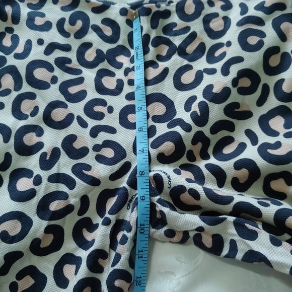 LOVE Moschino Leopard Print Pants, size 6 - Picture 14 of 15